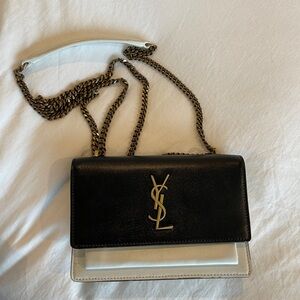 🤎SOLD🤎 YSL sunset wallet on chain